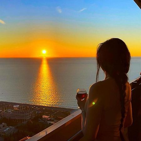 Orbi City Aparthotel Black Sea Viewバトゥーミ エクステリア 写真