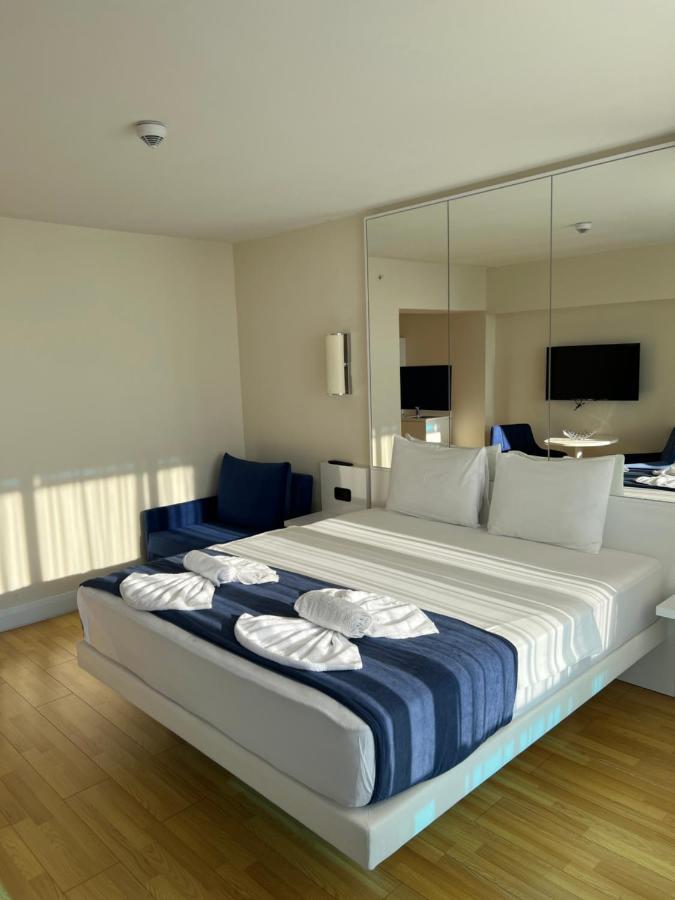 Orbi City Aparthotel Black Sea Viewバトゥーミ エクステリア 写真