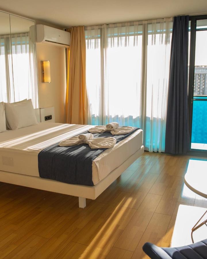 Orbi City Aparthotel Black Sea Viewバトゥーミ エクステリア 写真