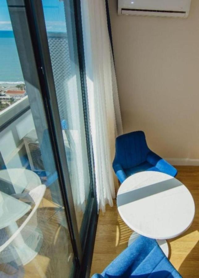 Orbi City Aparthotel Black Sea Viewバトゥーミ エクステリア 写真