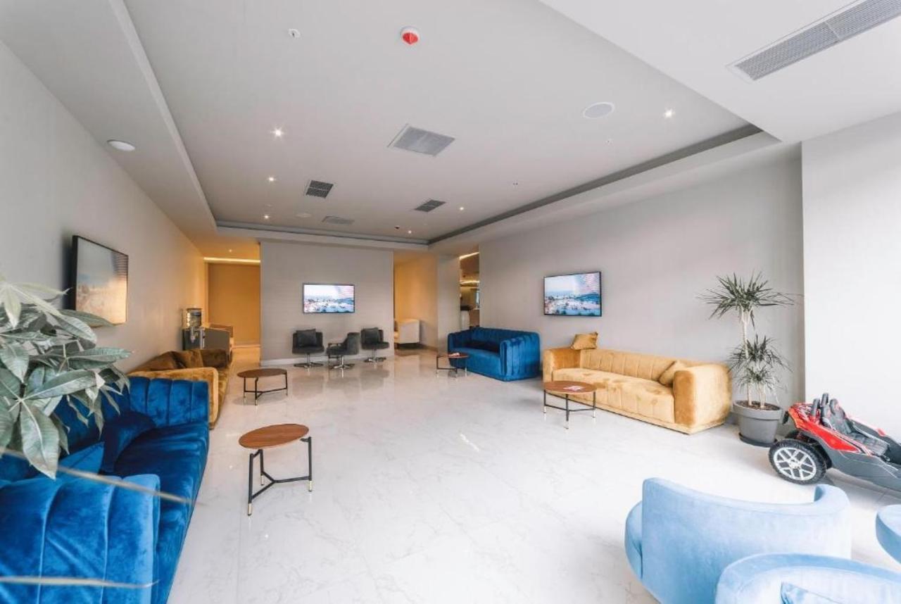 Orbi City Aparthotel Black Sea Viewバトゥーミ エクステリア 写真