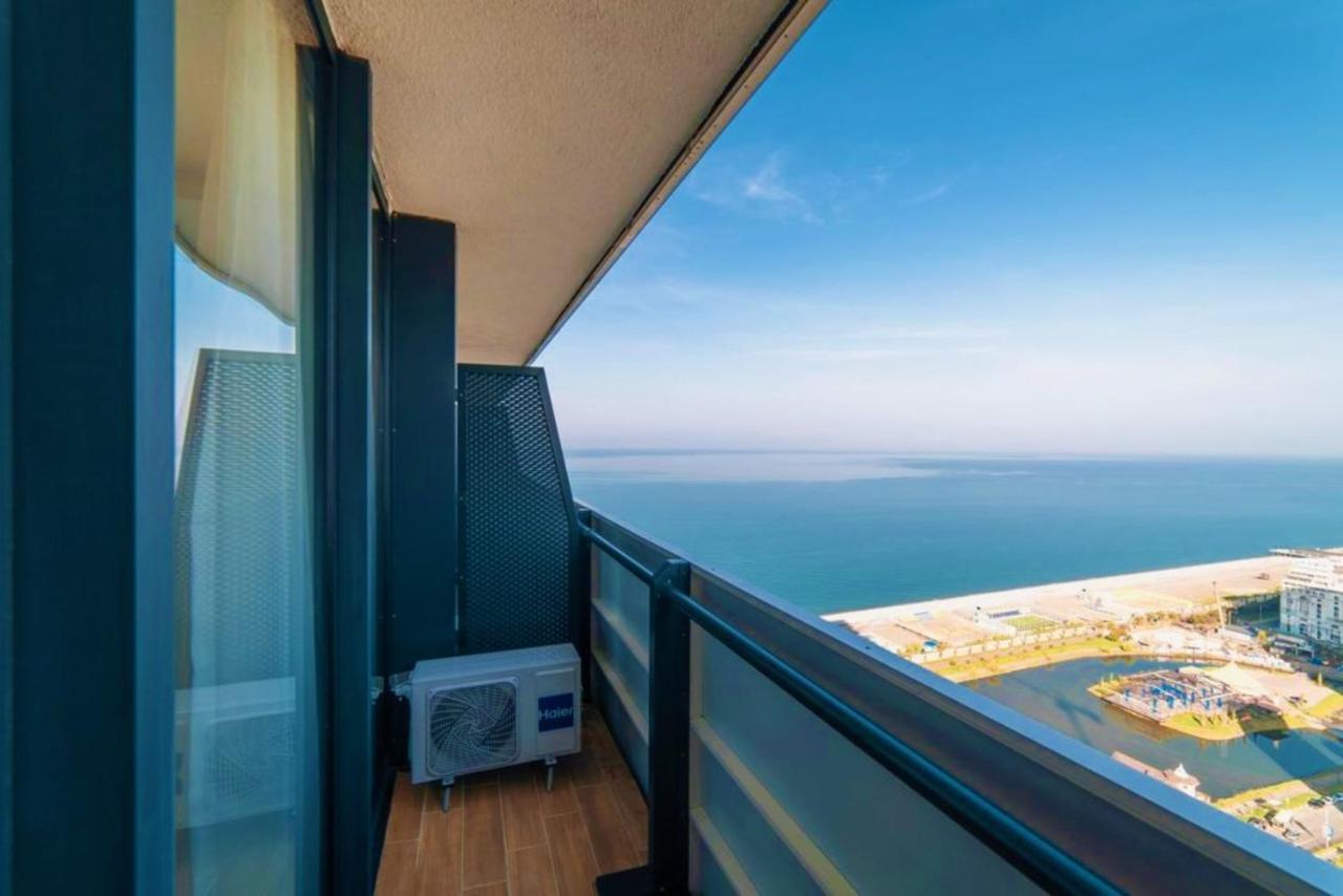 Orbi City Aparthotel Black Sea Viewバトゥーミ エクステリア 写真