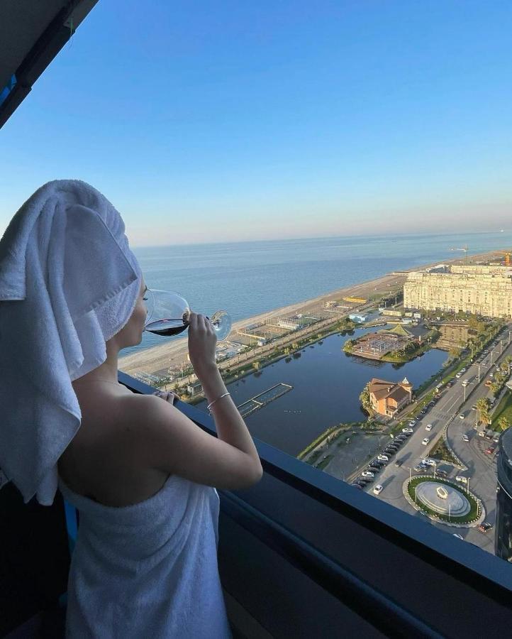 Orbi City Aparthotel Black Sea Viewバトゥーミ エクステリア 写真